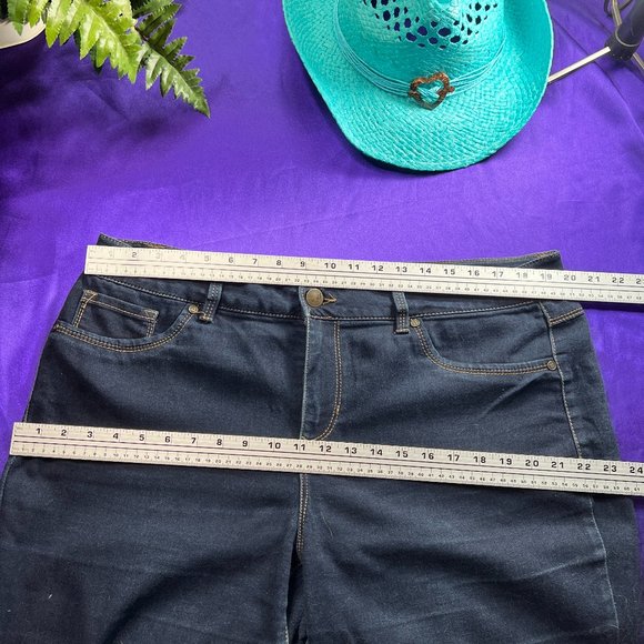 📌d. jeans 5 Pocket Skinny Plus Size Cotton Blend Jeans - Picture 6 of 16